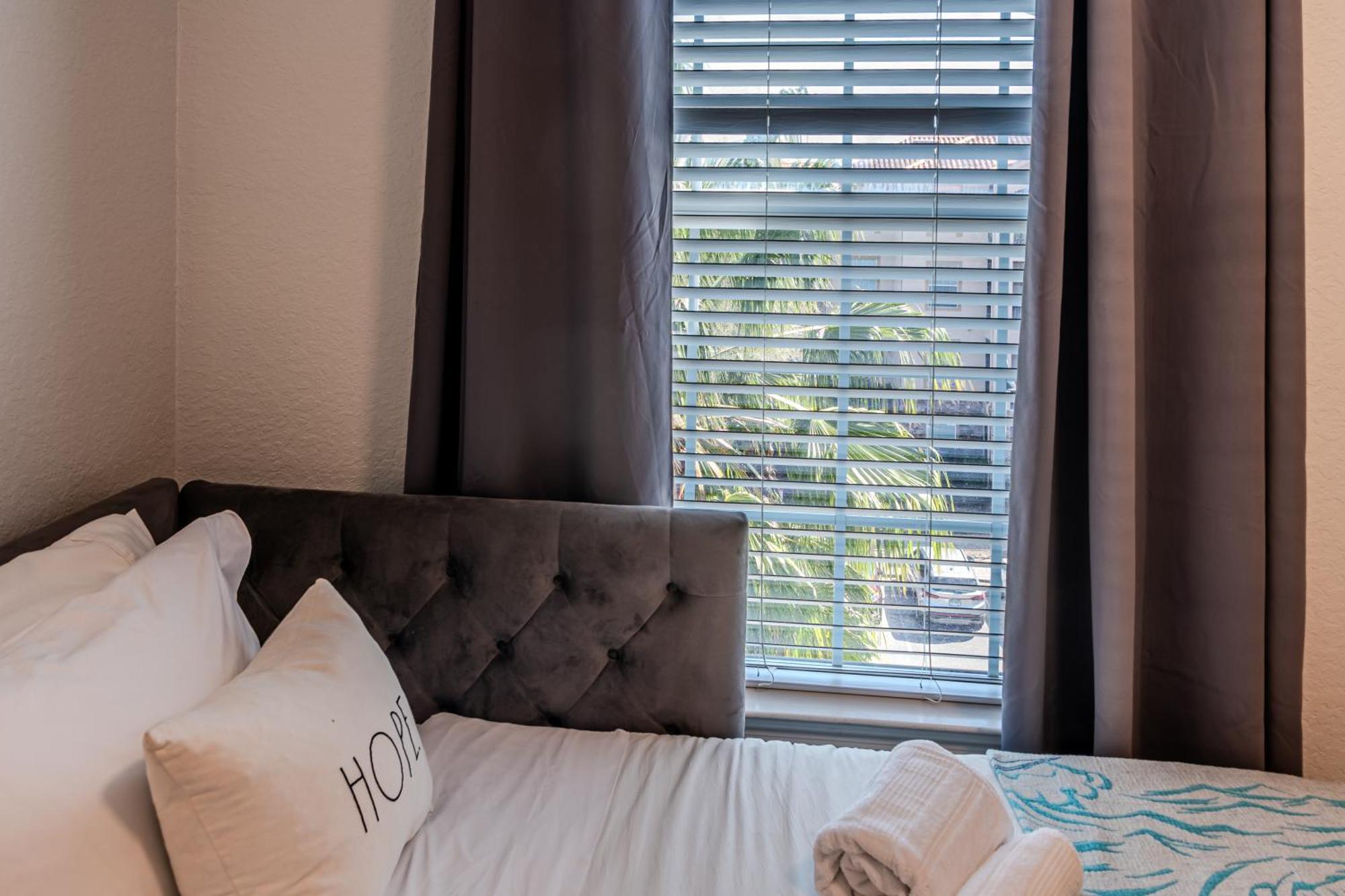 Apartment 3 Bedroom In Tuscana Resort , 15" From Disney Kissimmee Exterior foto